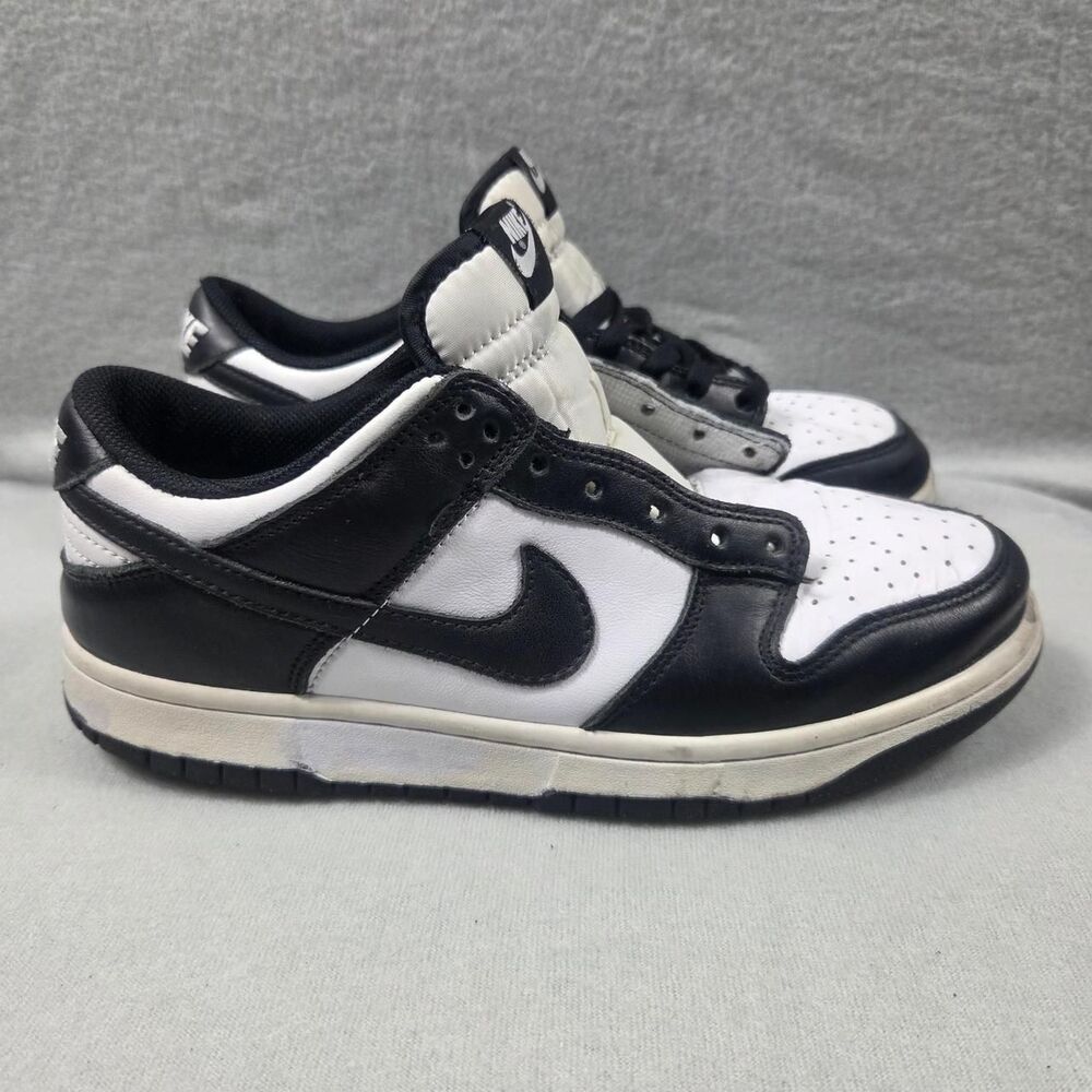 Nike Men's Black and White Trainers